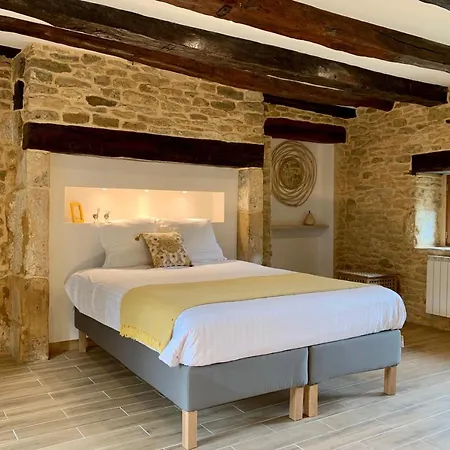 Holiday home Domaine De La Licorne La Chapelle-Aubareil